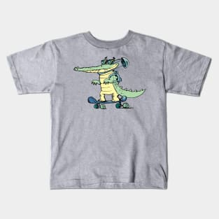 crocodile skater king of asphalt on the street Kids T-Shirt